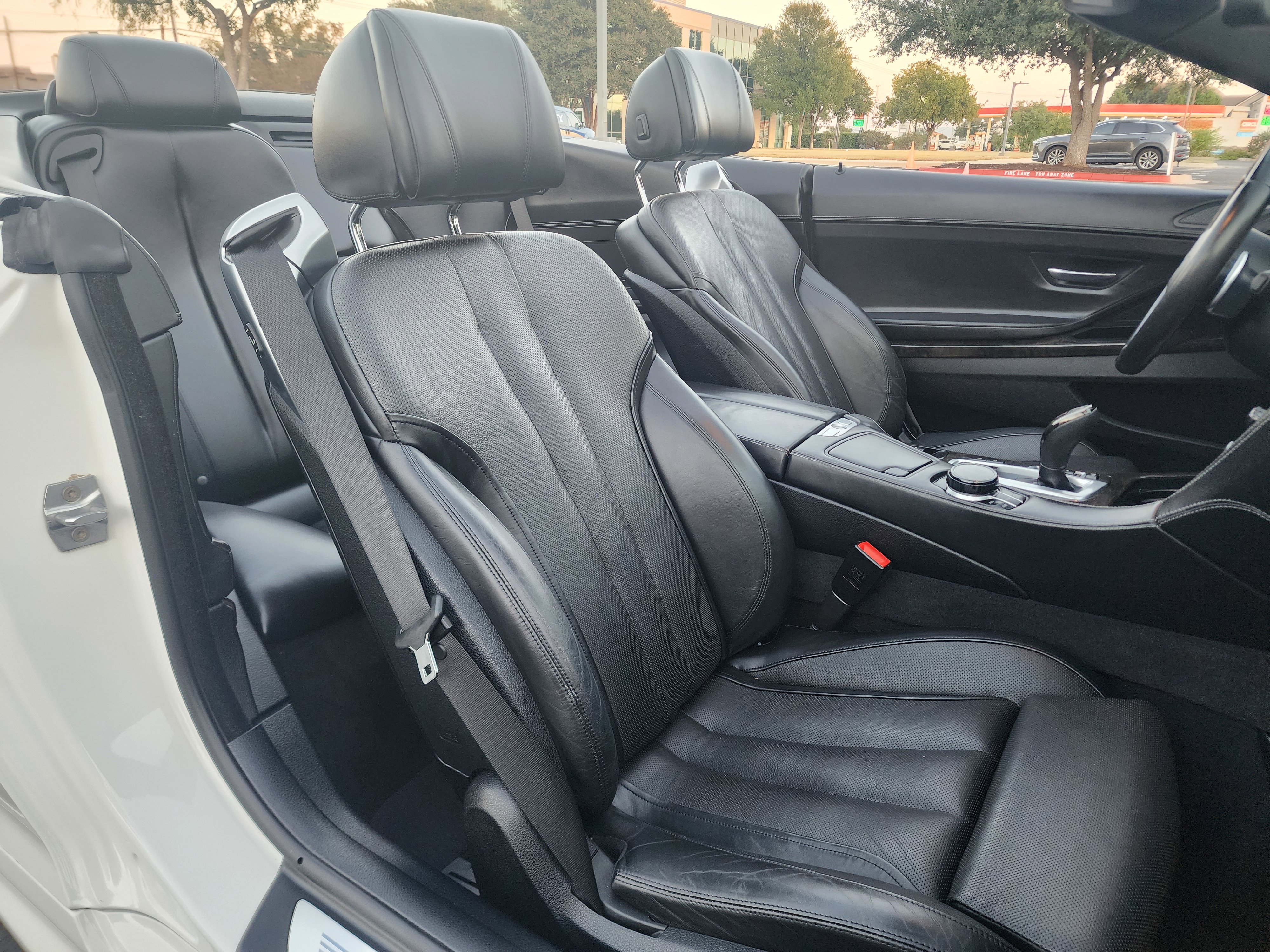 Used 2017 BMW 650i Convertible image 11