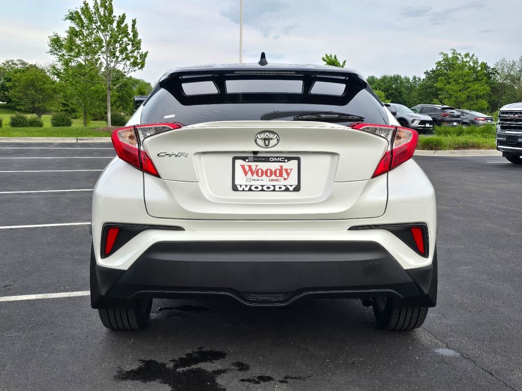 Used 2020 Toyota C-HR XLE FWD image 9