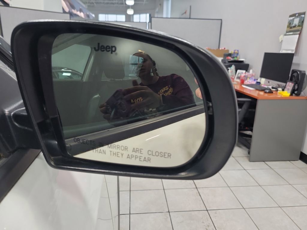 Used 2020 Jeep Compass Limited image 25