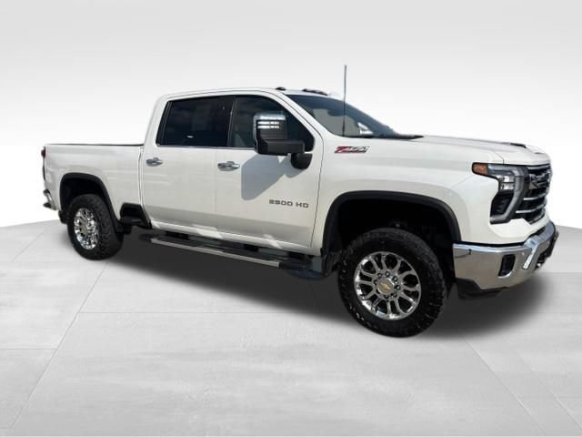 Certified 2024 Chevrolet Silverado 2500 LTZ w/ LTZ Plus Package AWD/4WD image 8