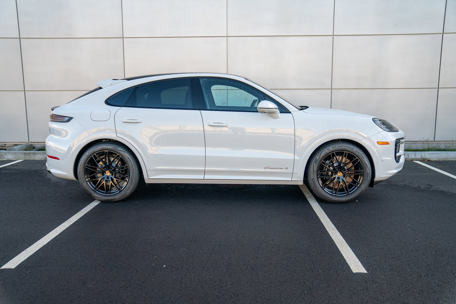 New 2026 Porsche Cayenne S AWD/4WD image 8