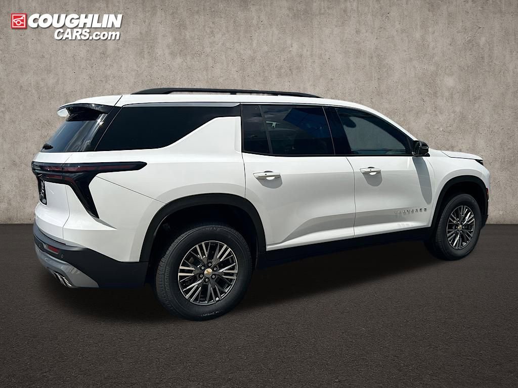 New 2025 Chevrolet Traverse LT w/ Driver Confidence Package image 4