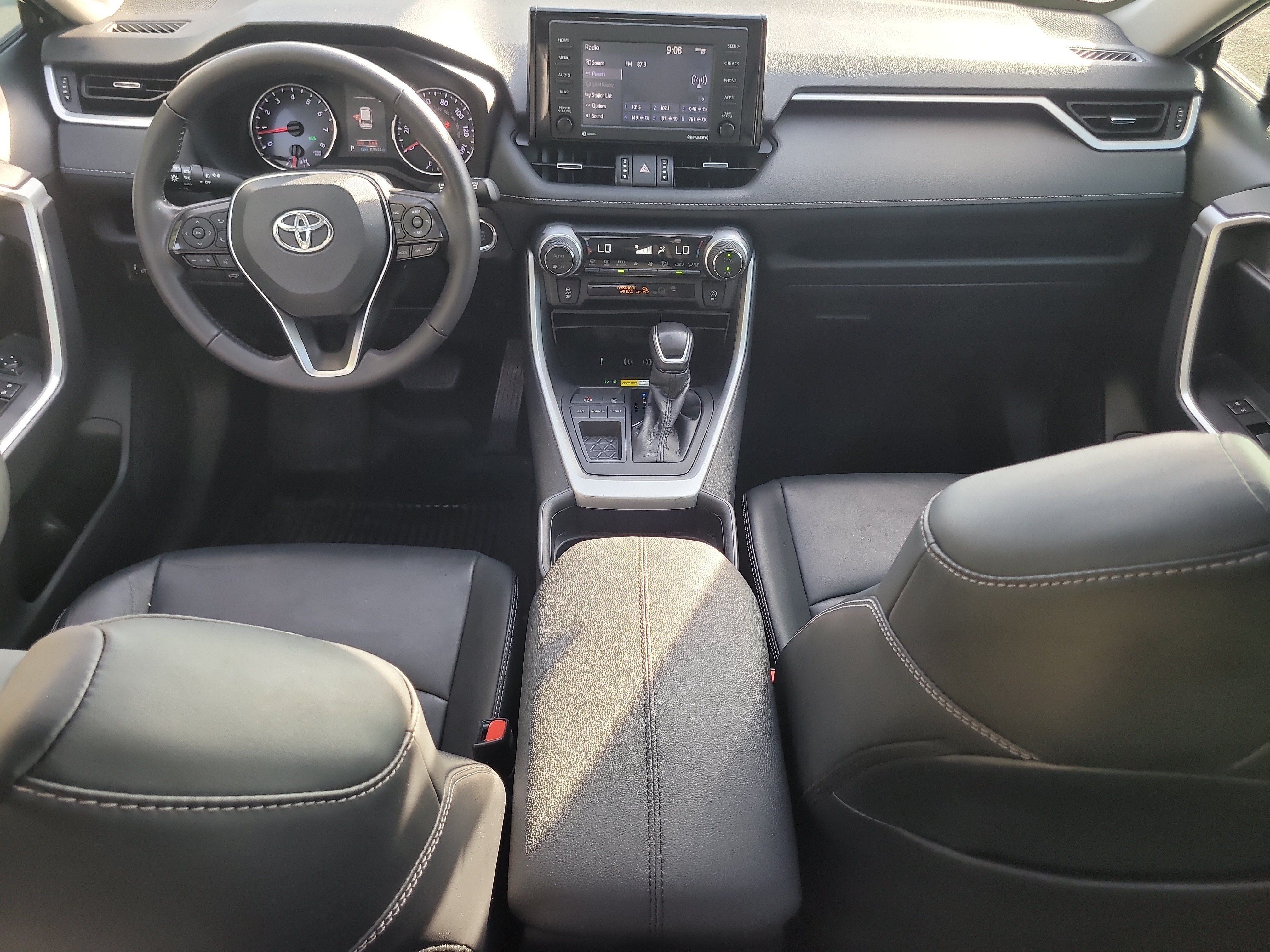 Used 2021 Toyota RAV4 XLE Premium FWD image 16