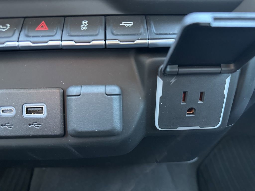 Used 2026 Chevrolet Silverado 1500 Custom image 23