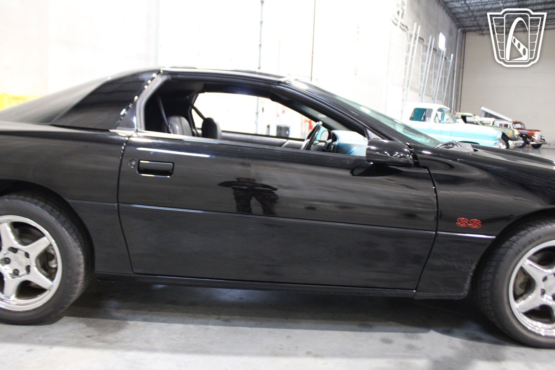 Used 2000 Chevrolet Camaro Z28 w/ SS Performance/Appearance Pkg RWD image 35
