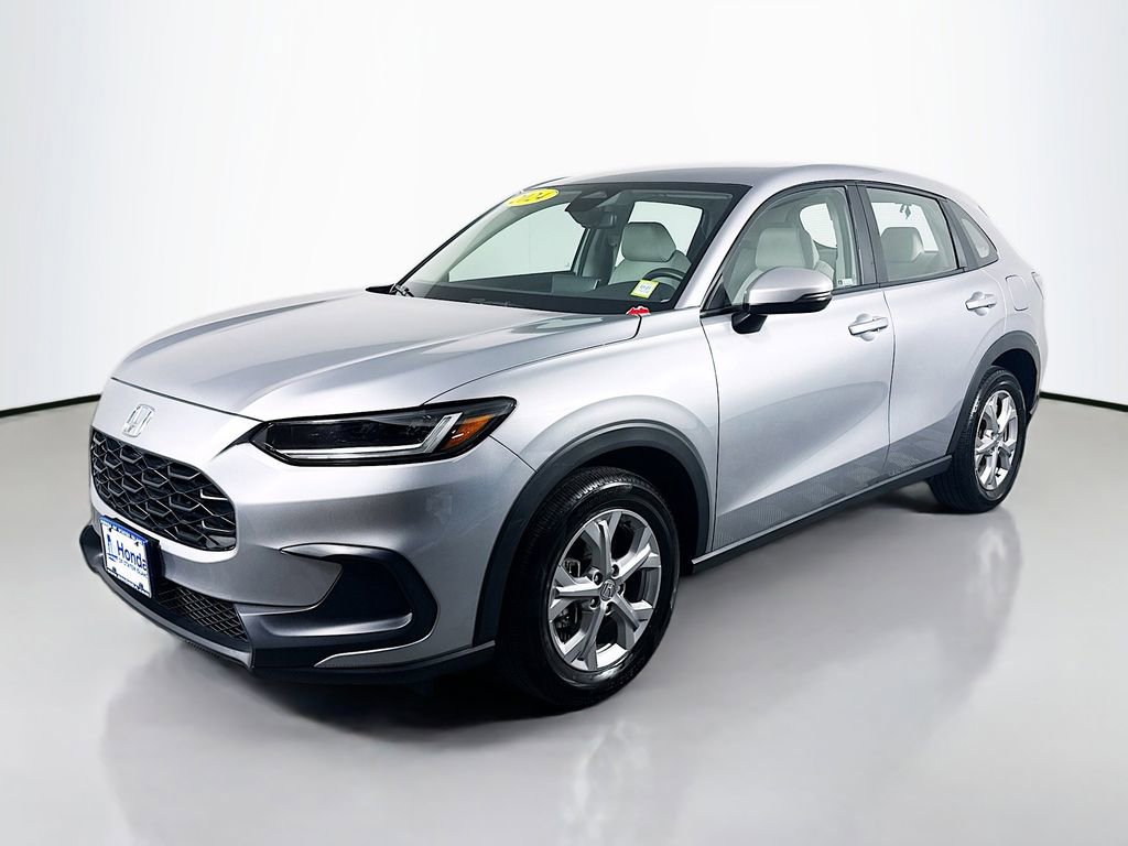 Certified 2024 Honda HR-V LX image 3