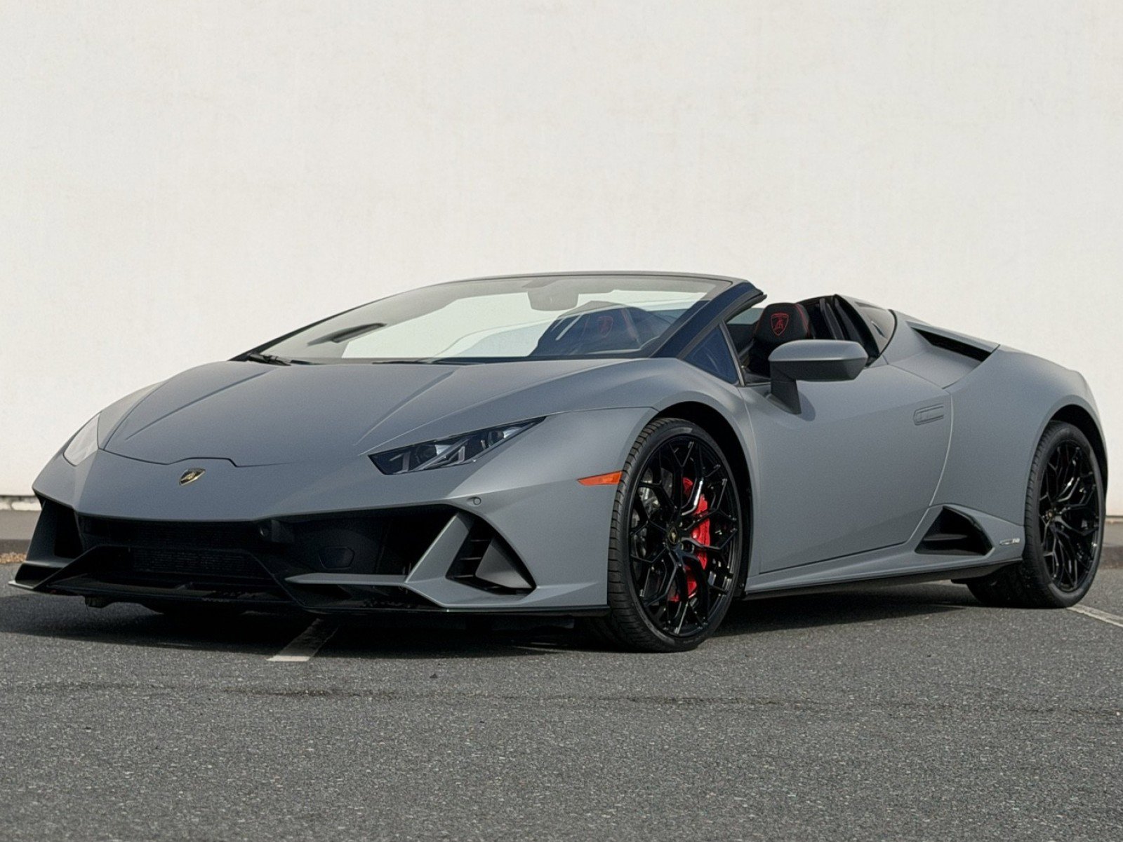 Used 2022 Lamborghini Huracan EVO image 2