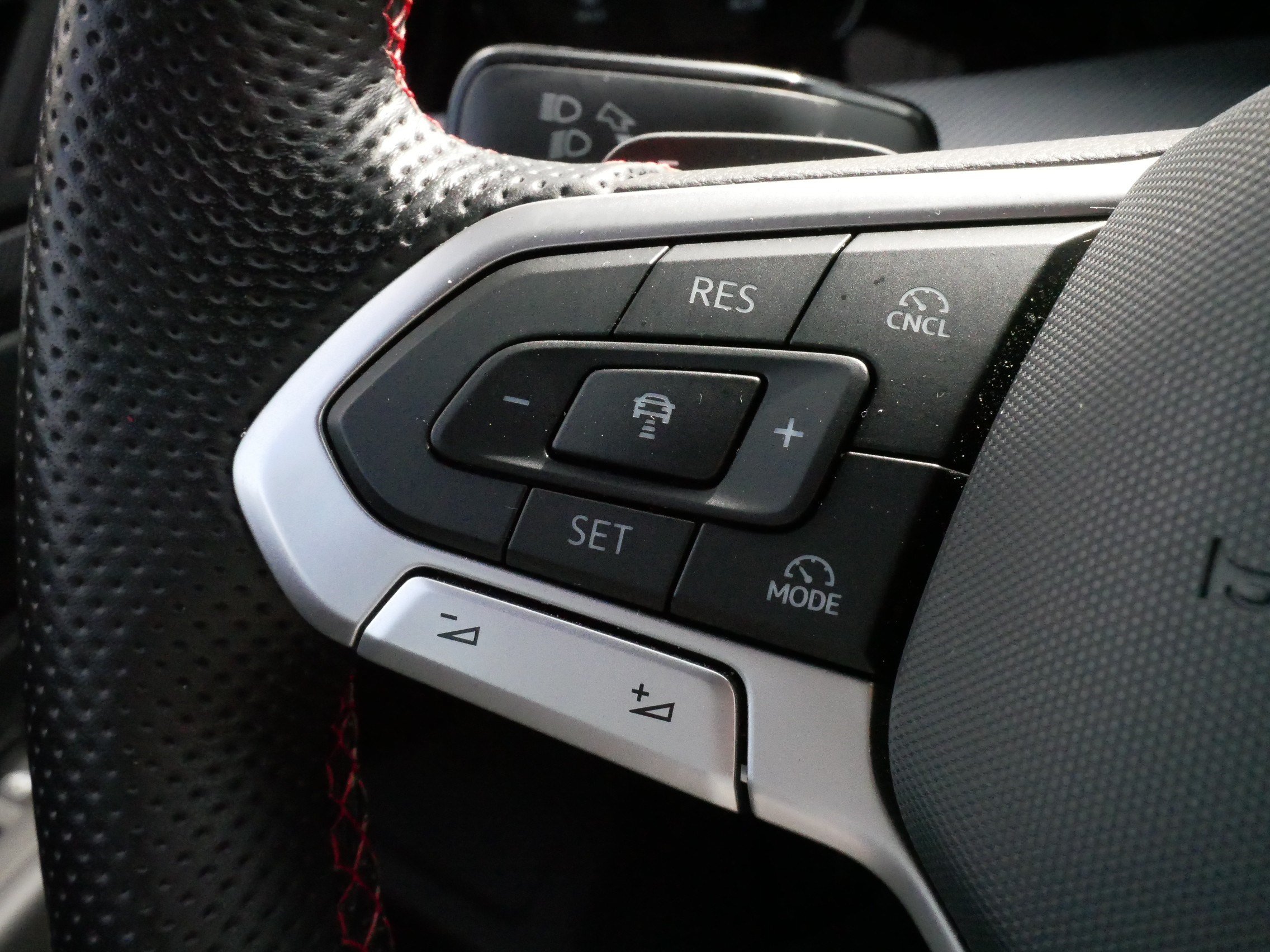 Certified 2025 Volkswagen GTI SE w/ SE Leather Seating Package FWD image 26