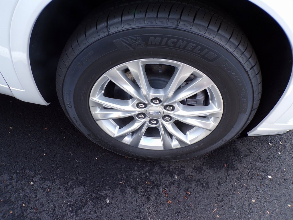 New 2025 Cadillac XT6 Luxury image 4