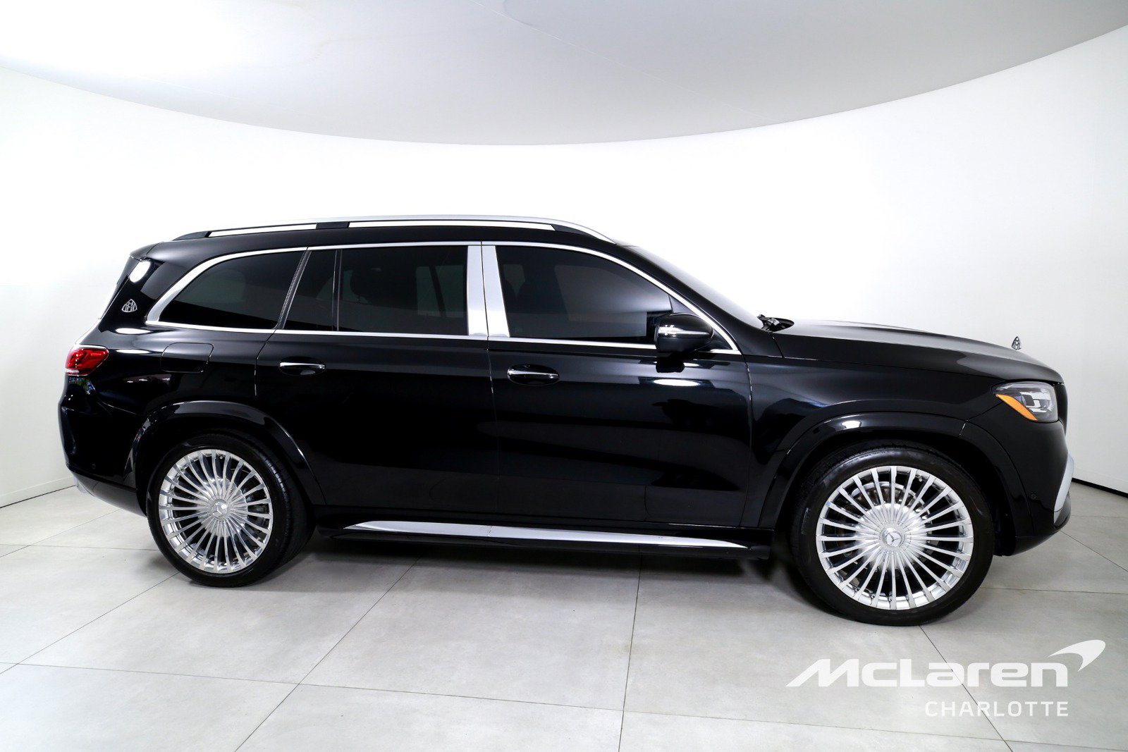 Used 2021 Mercedes-Benz Maybach GLS 600 4MATIC image 9