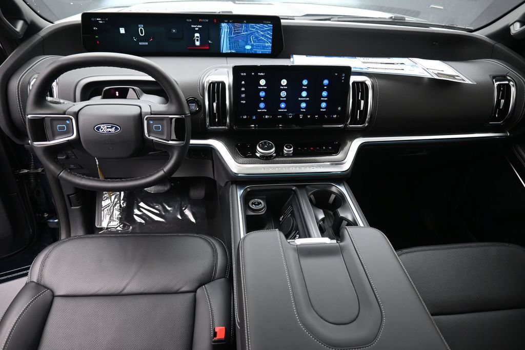 New 2027 Ford Expedition Platinum w/ Stealth Appearance Package RWD image 12