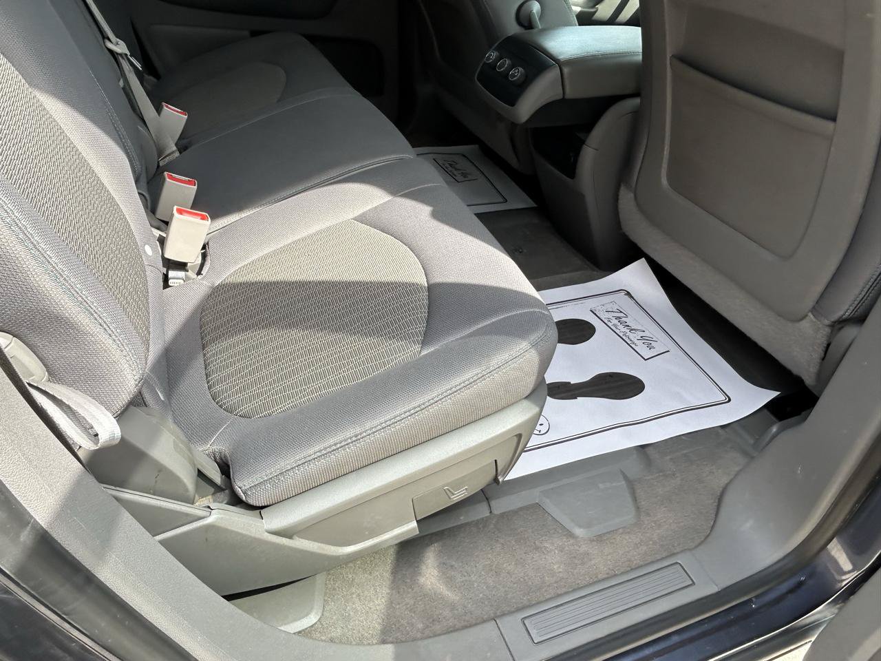 Used 2013 Chevrolet Traverse LS FWD image 11