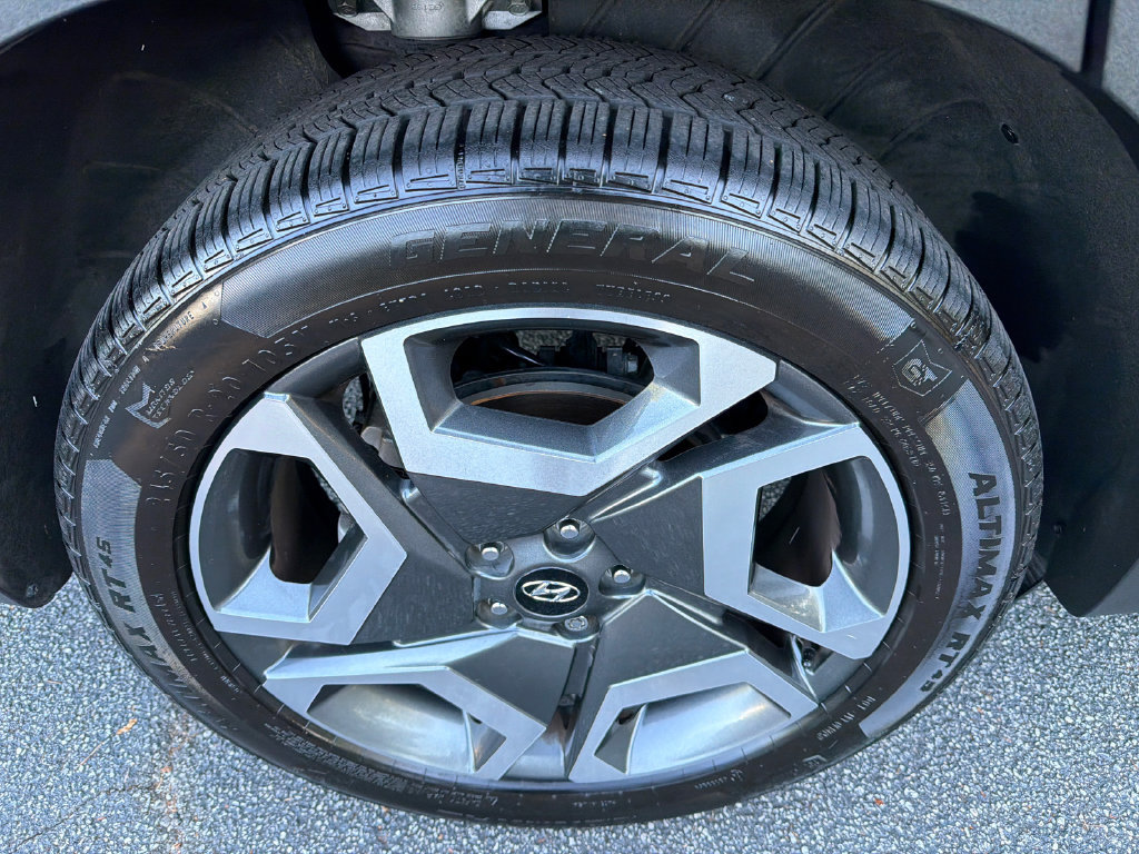 Used 2023 Hyundai Palisade SEL FWD image 17