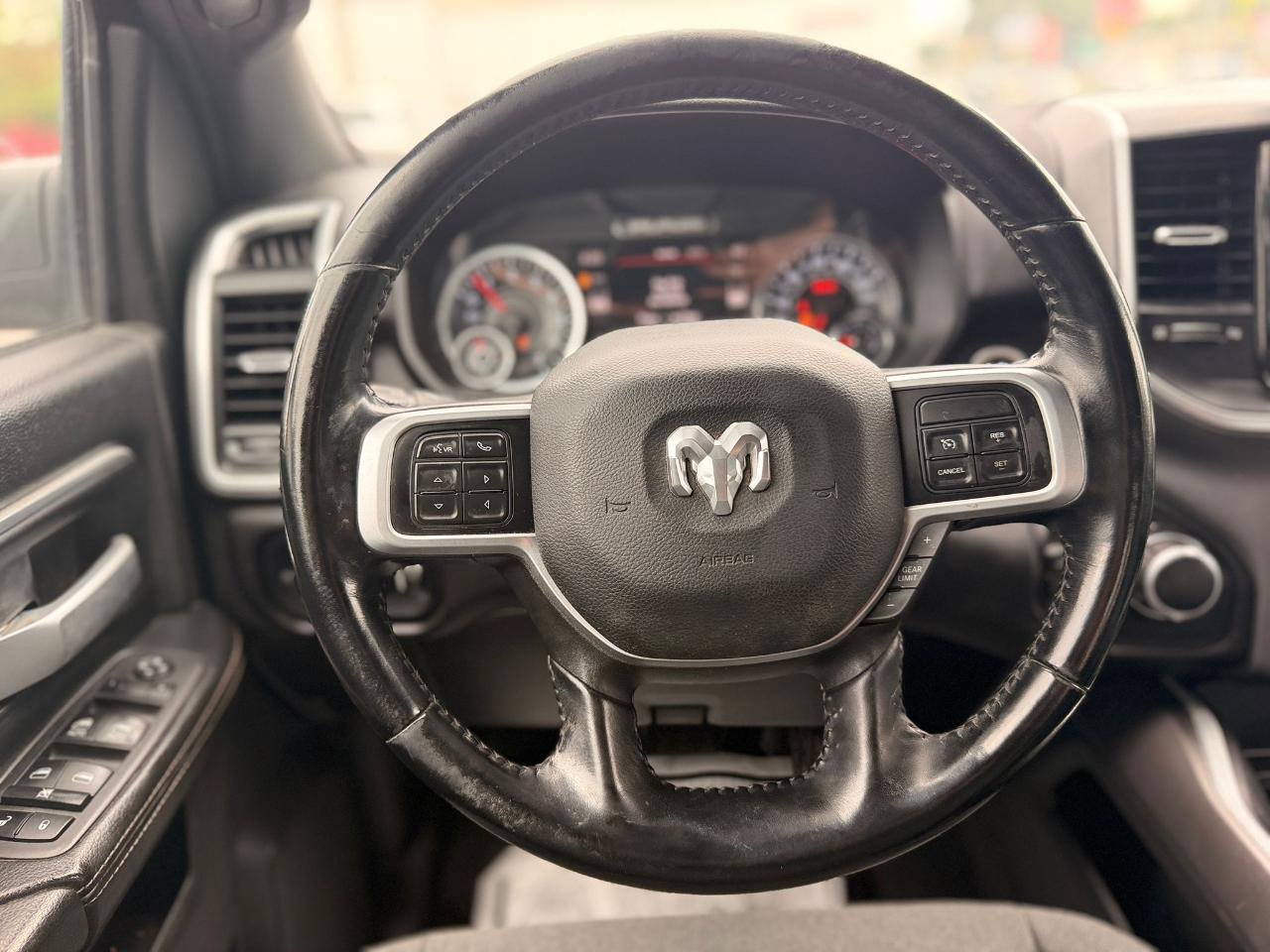 Used 2022 RAM 2500 Big Horn w/ Level A Equipment Group AWD/4WD image 17