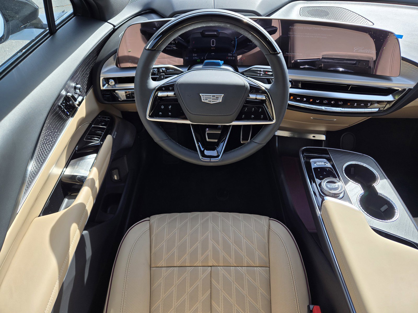 New 2026 Cadillac Lyriq Signature Luxury w/ Nappa Leather Package image 7
