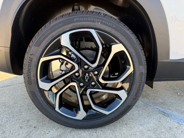 New 2026 Chevrolet Trax RS w/ Driver Confidence Package image 11