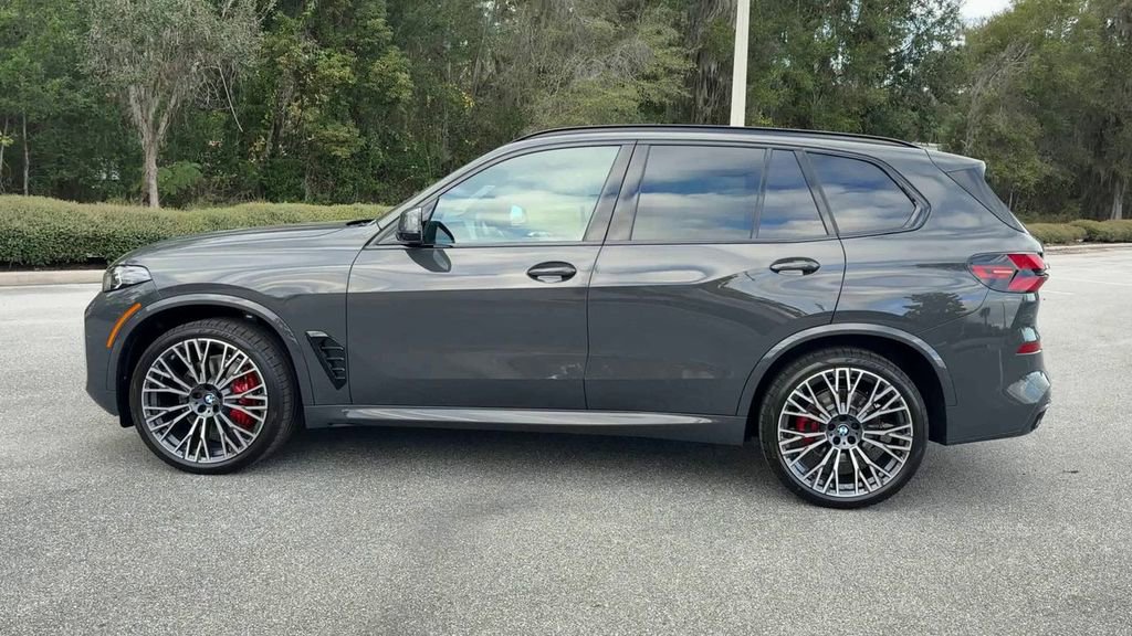 New 2026 BMW X5 xDrive40i w/ M Sport Package image 5