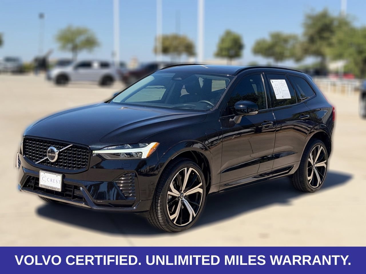 Certified 2024 Volvo XC60 T8 Ultimate w/ Protection Package Premier AWD/4WD image 5