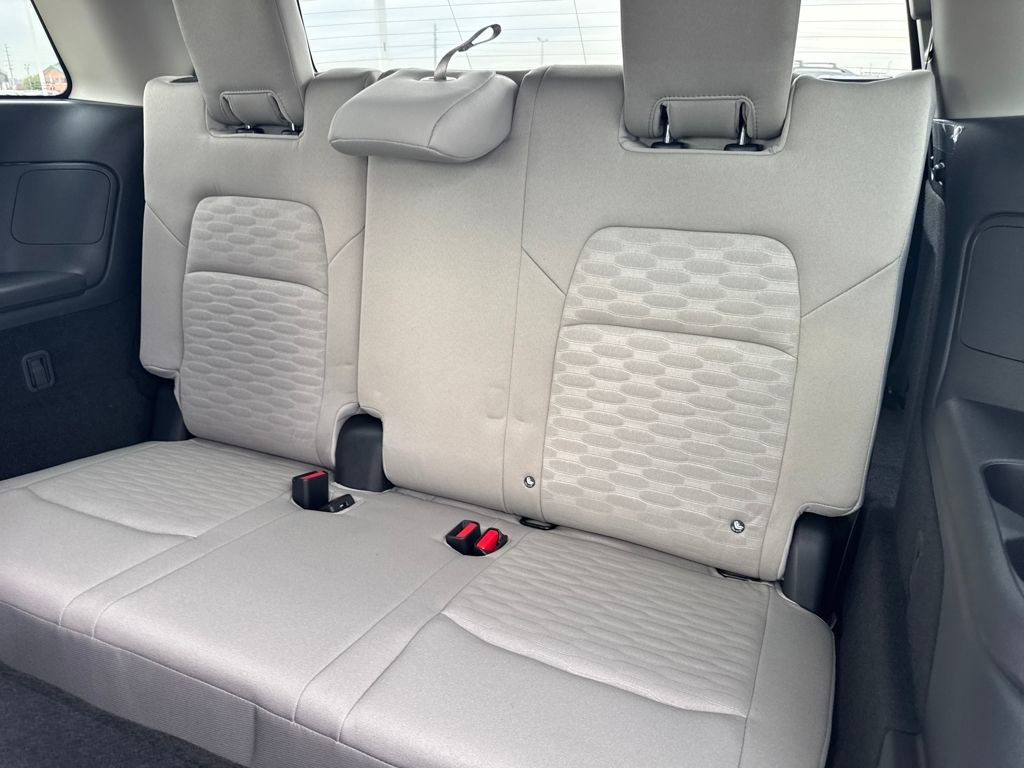 New 2025 Nissan Pathfinder SV image 13