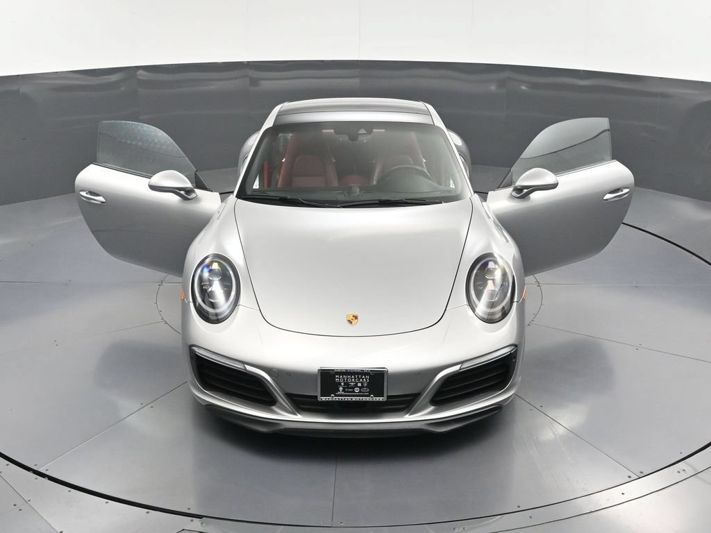 Certified 2019 Porsche 911 Carrera 4S AWD/4WD image 30