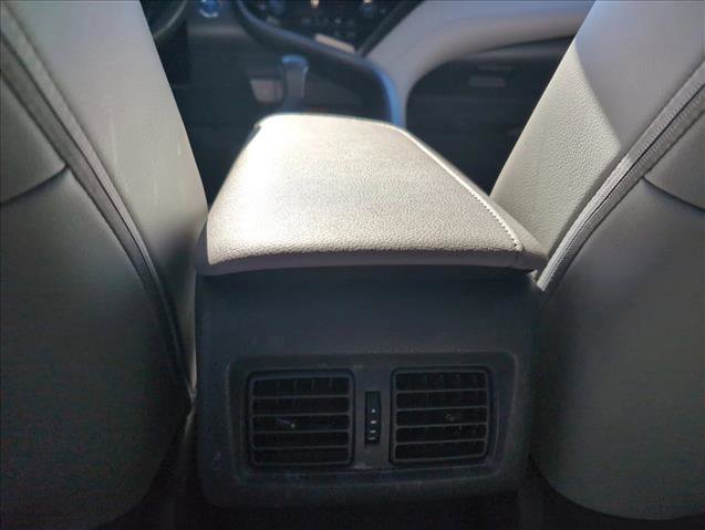 Used 2021 Toyota Camry XLE image 20