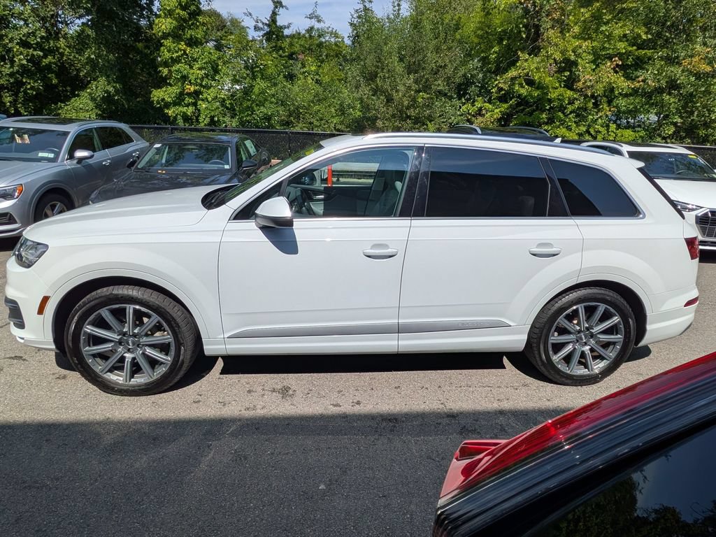 Used 2018 Audi Q7 3.0T Premium Plus w/ Premium Plus Package AWD/4WD image 8