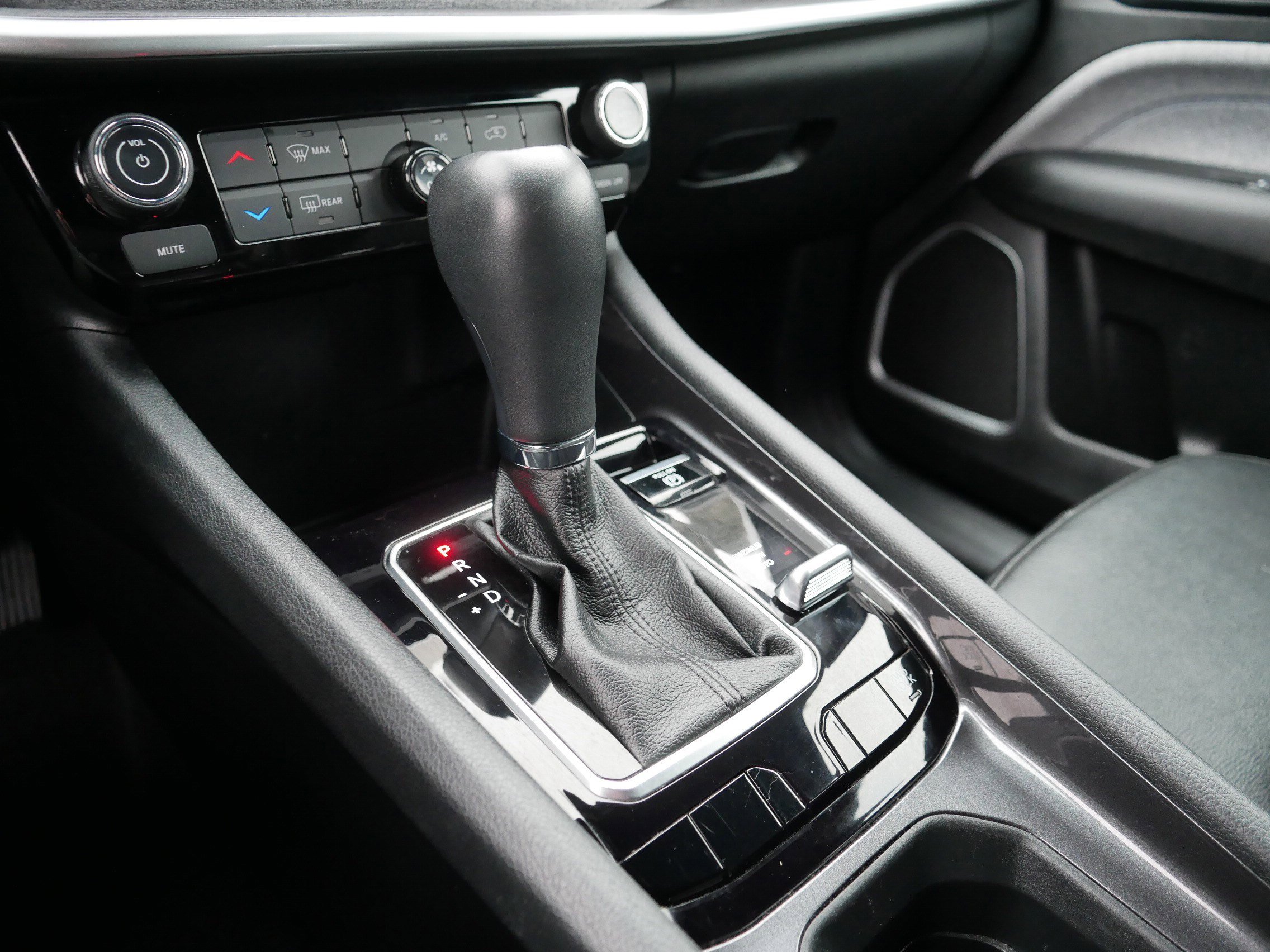 Certified 2024 Jeep Compass Latitude image 24