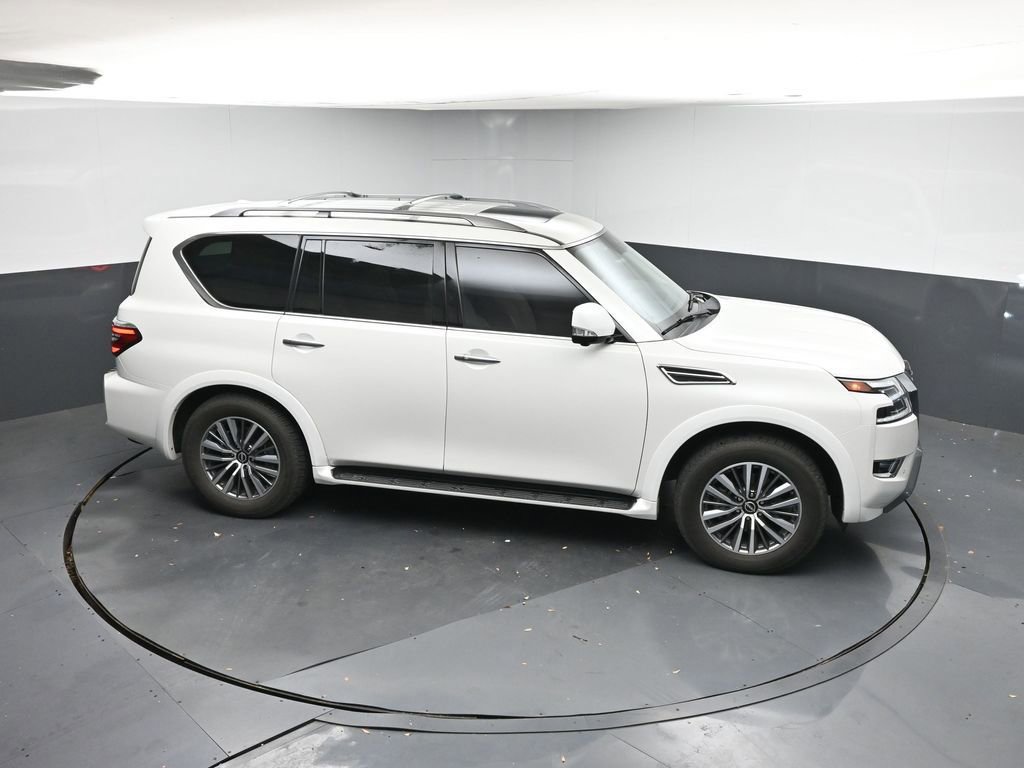 Used 2023 Nissan Armada SL w/ Captain's Chairs Package image 23