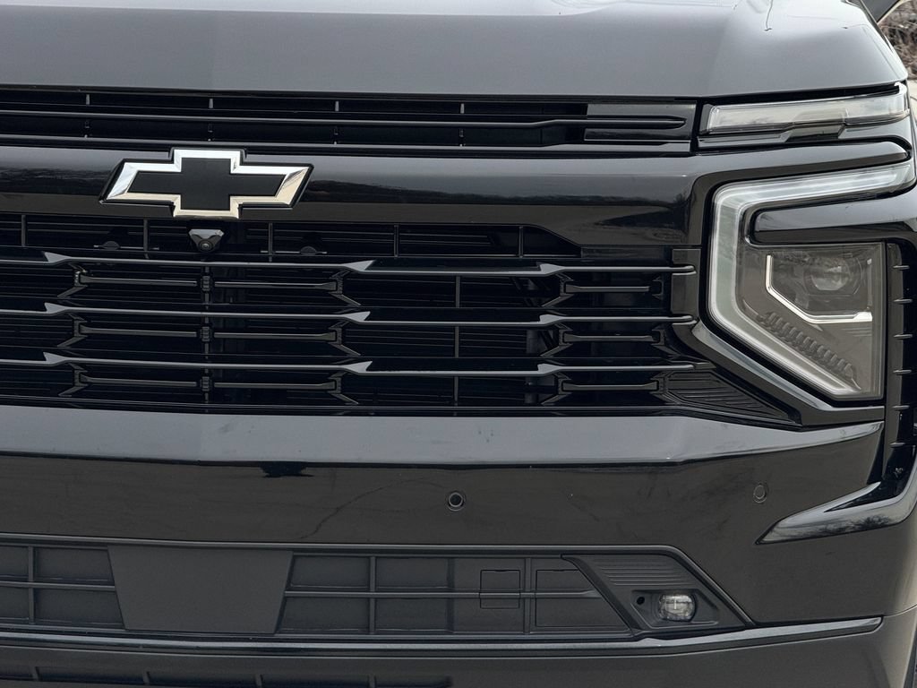 Used 2025 Chevrolet Tahoe RST AWD/4WD image 8