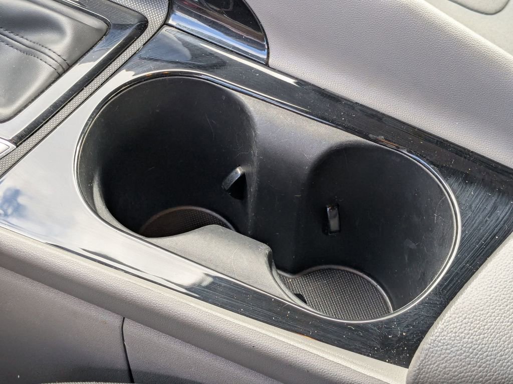 Used 2025 Hyundai Elantra SEL image 24