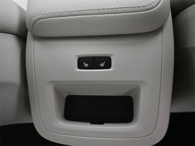 Used 2025 Volvo S60 B5 Plus image 30