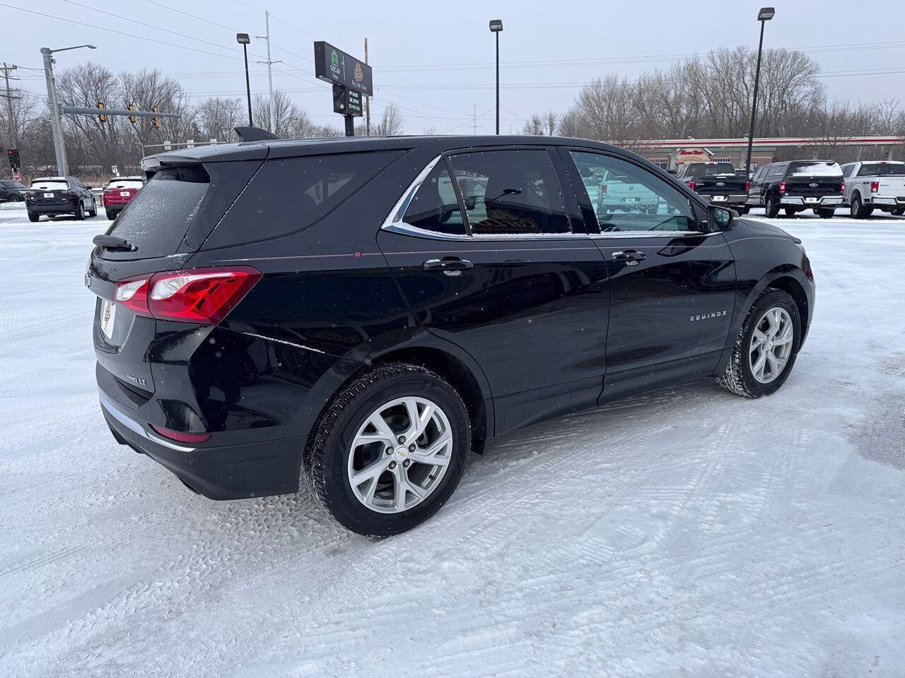 Used 2018 Chevrolet Equinox LT image 5