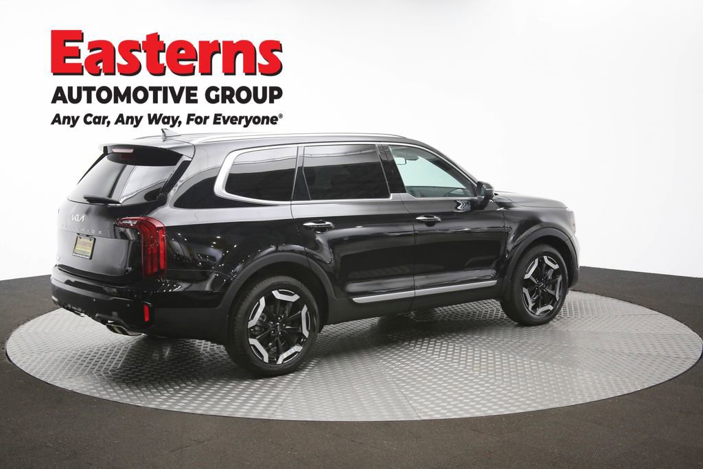 Used 2025 Kia Telluride S AWD/4WD image 42