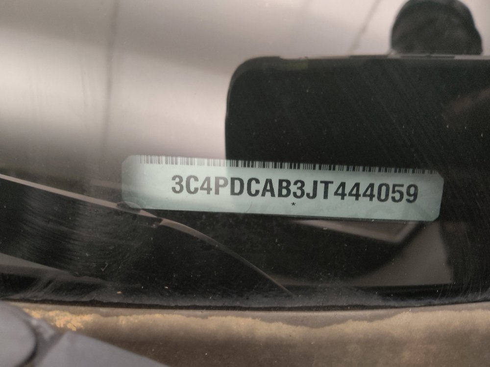 Used 2018 Dodge Journey SE w/ Connectivity Group FWD image 33