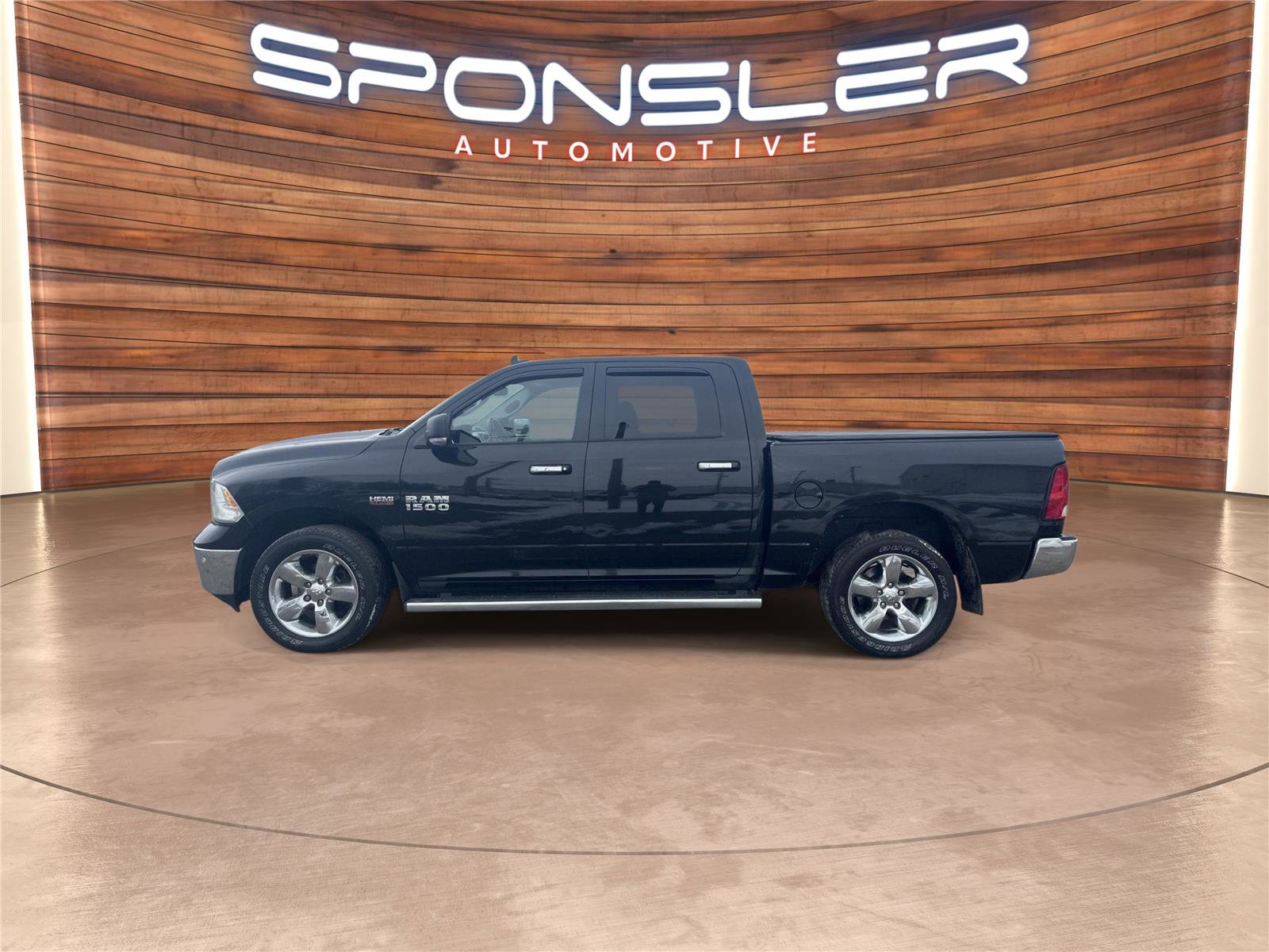 Used 2016 RAM 1500 Big Horn image 2
