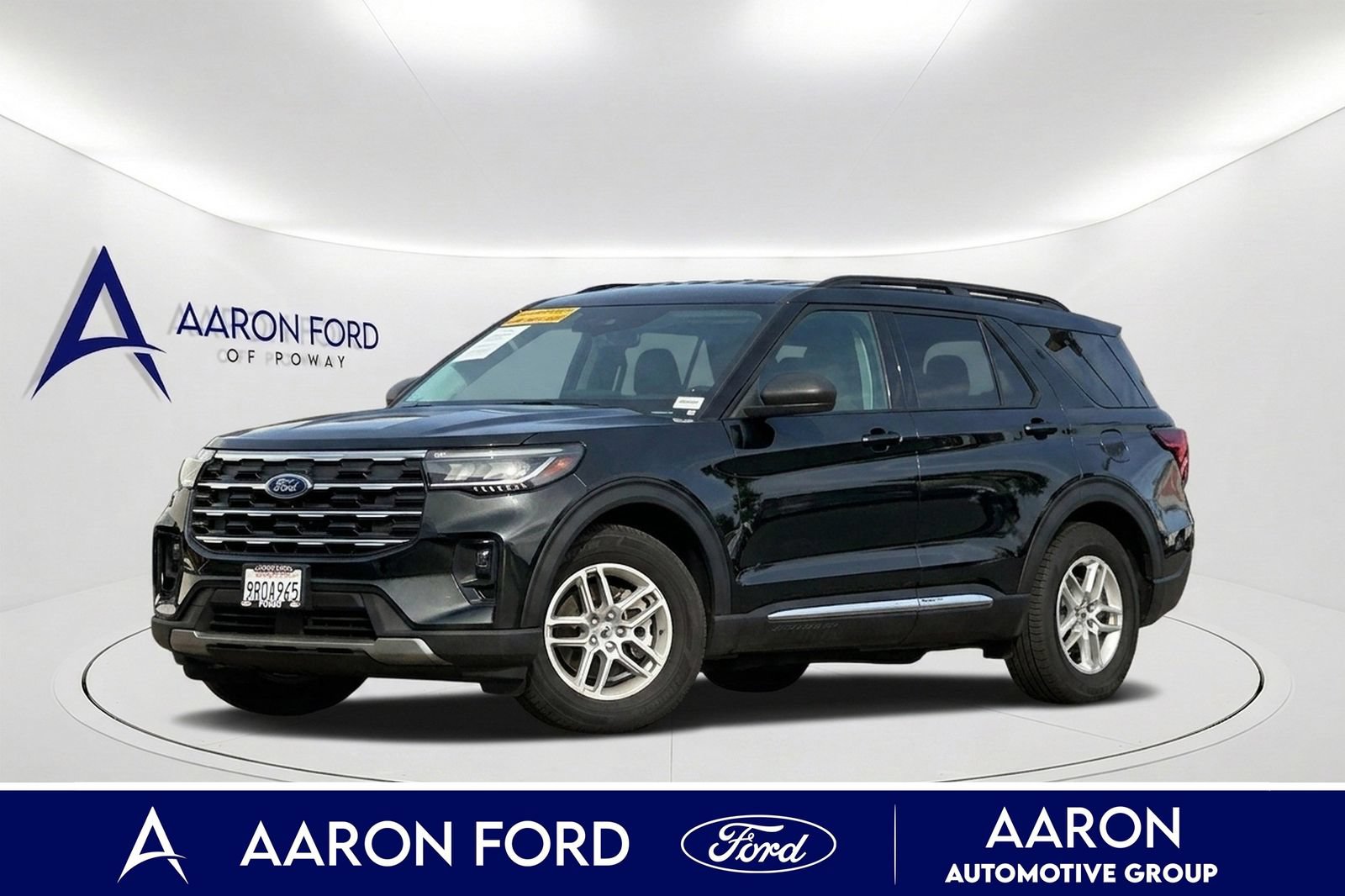 New 2025 Ford Explorer Active w/ Active Comfort Package RWD image 1