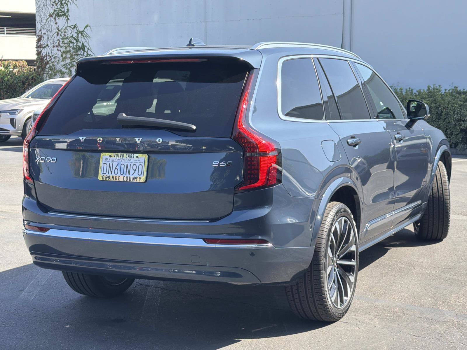 Used 2026 Volvo XC90 B6 Plus w/ Protection Package Premier AWD/4WD image 5