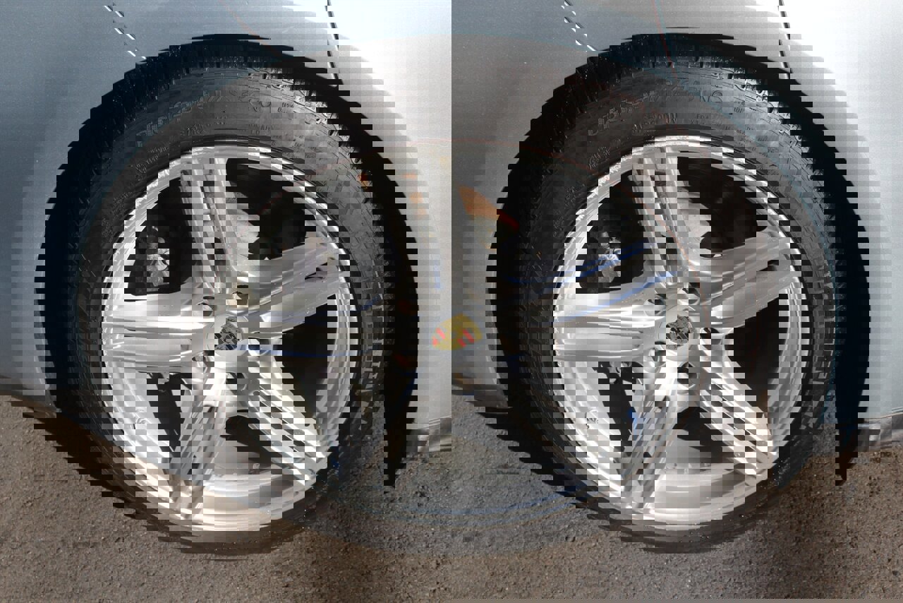 Used 2018 Porsche Panamera 4 image 27