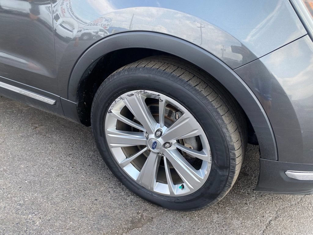Used 2019 Ford Explorer Limited w/ Class III Trailer Tow Package AWD/4WD image 34