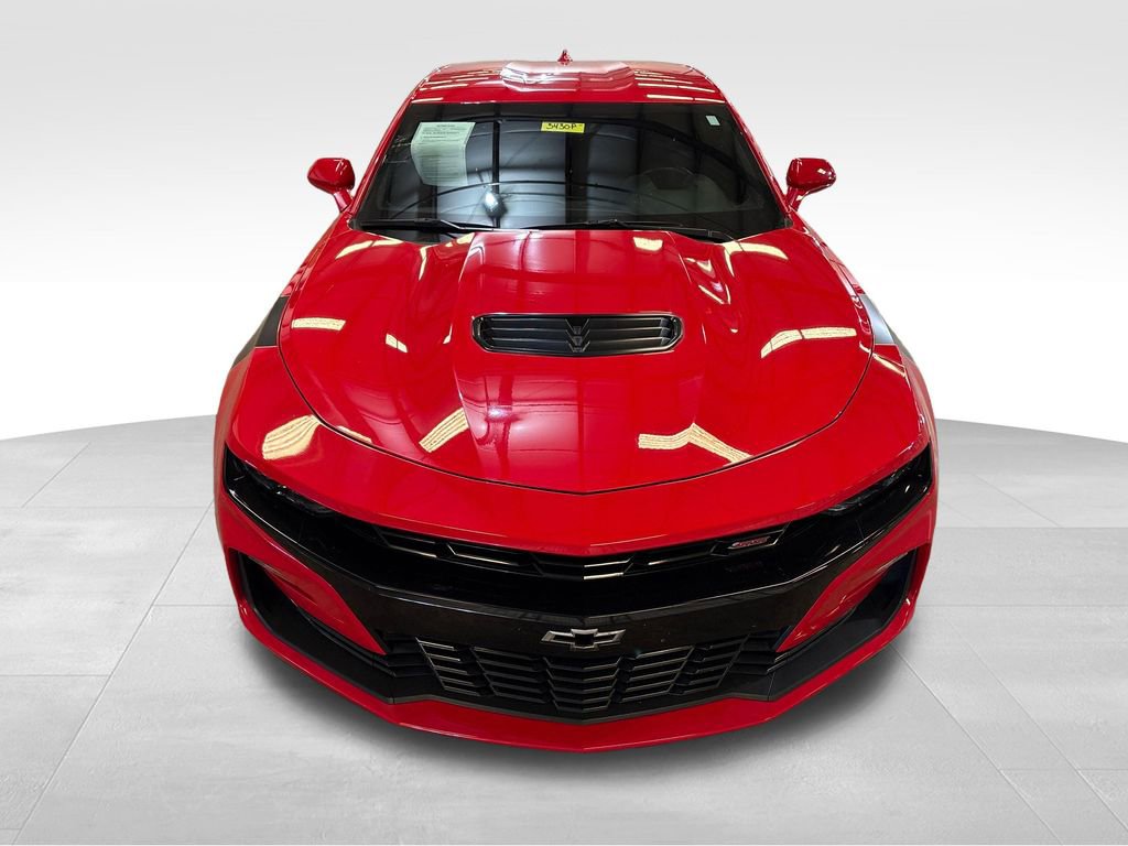 Used 2019 Chevrolet Camaro SS RWD image 32