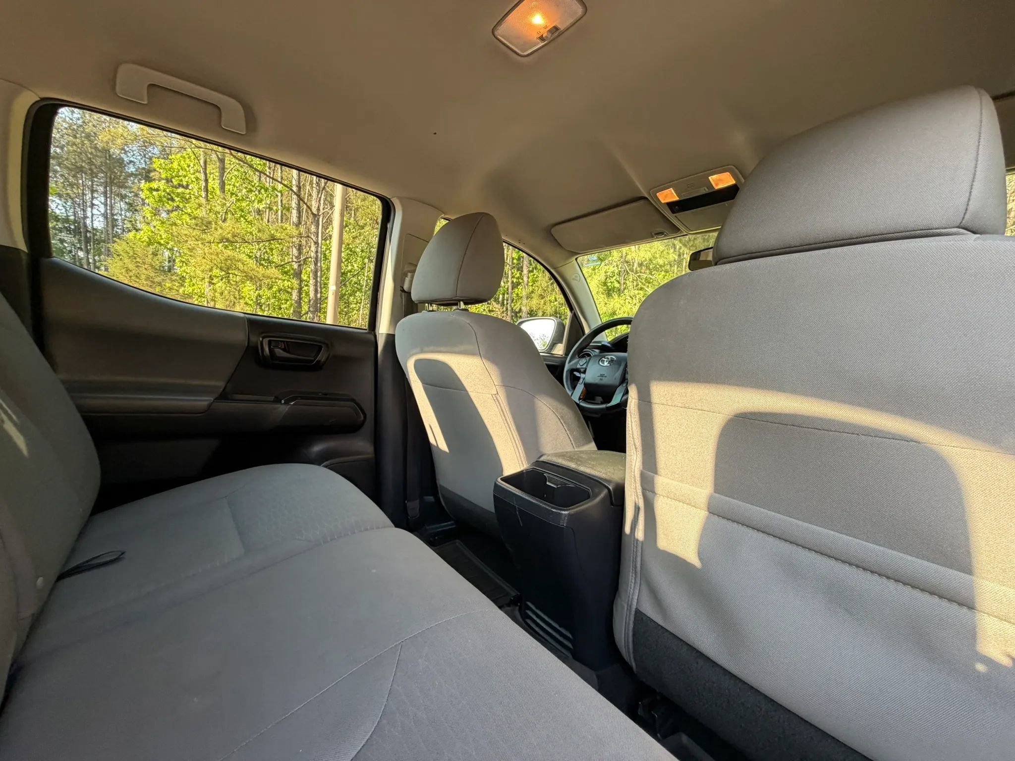 Used 2018 Toyota Tacoma SR w/ SR Convenience Package RWD image 19