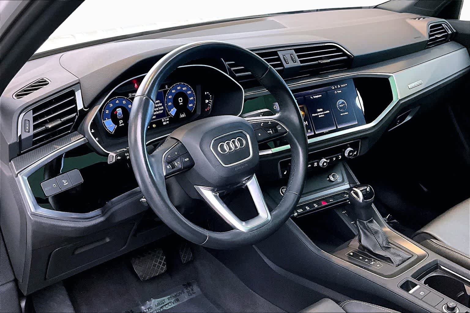 Certified 2023 Audi Q3 2.0T Premium w/ Black Optic Sport Package AWD/4WD image 18
