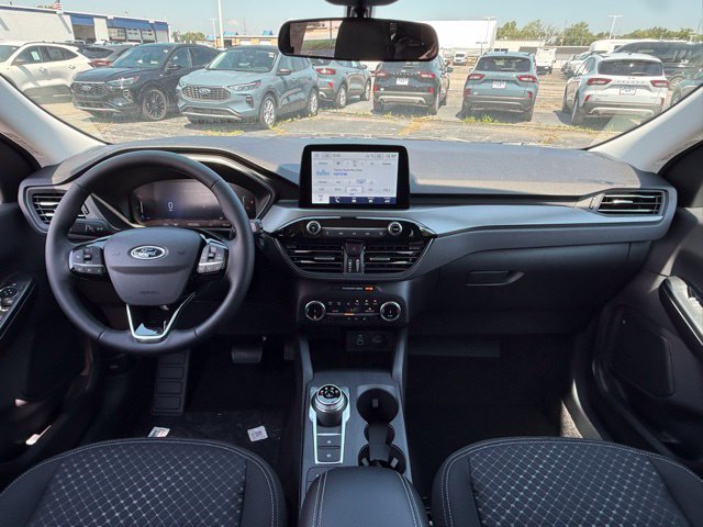 New 2025 Ford Escape Active w/ Cold Weather Package AWD/4WD image 15