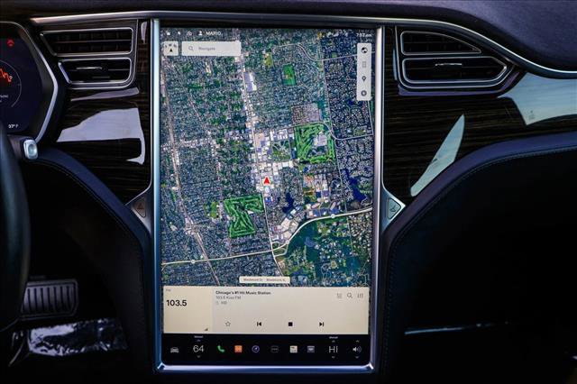 Used 2015 Tesla Model S 85D image 18