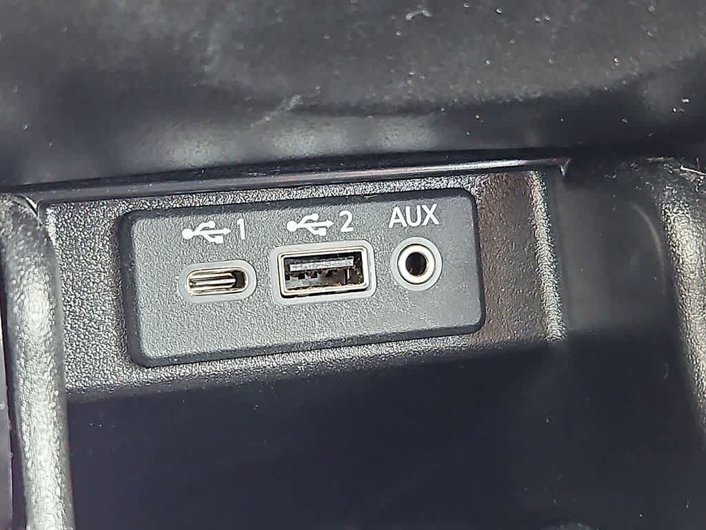 Used 2019 Nissan Maxima Platinum FWD image 25