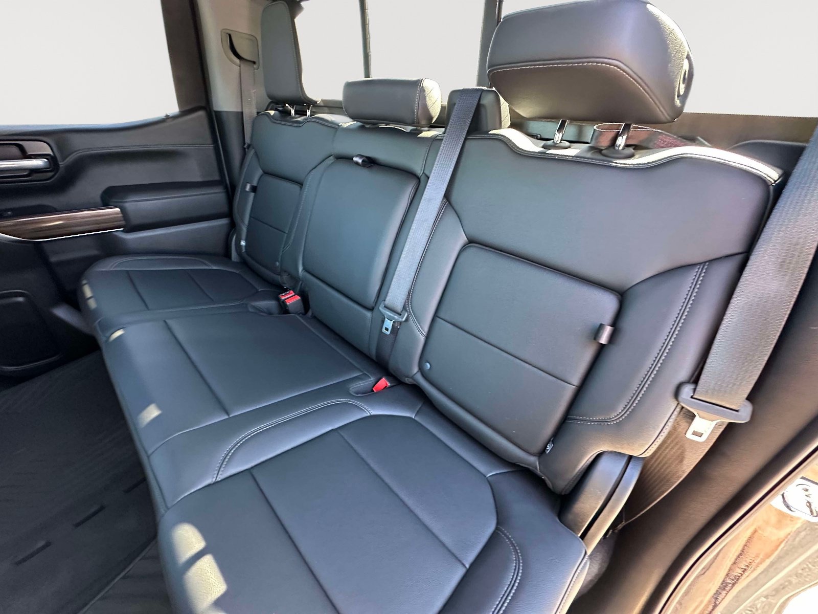 Used 2020 Chevrolet Silverado 1500 RST AWD/4WD image 27