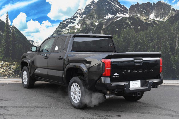 New 2025 Toyota Tacoma SR5 image 3