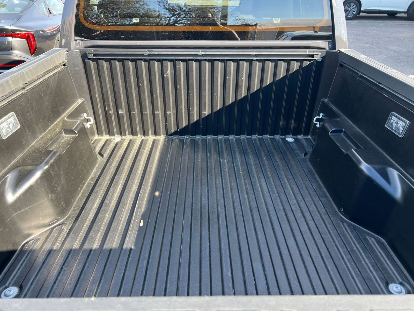 Used 2025 Toyota Tacoma TRD Off-Road image 31