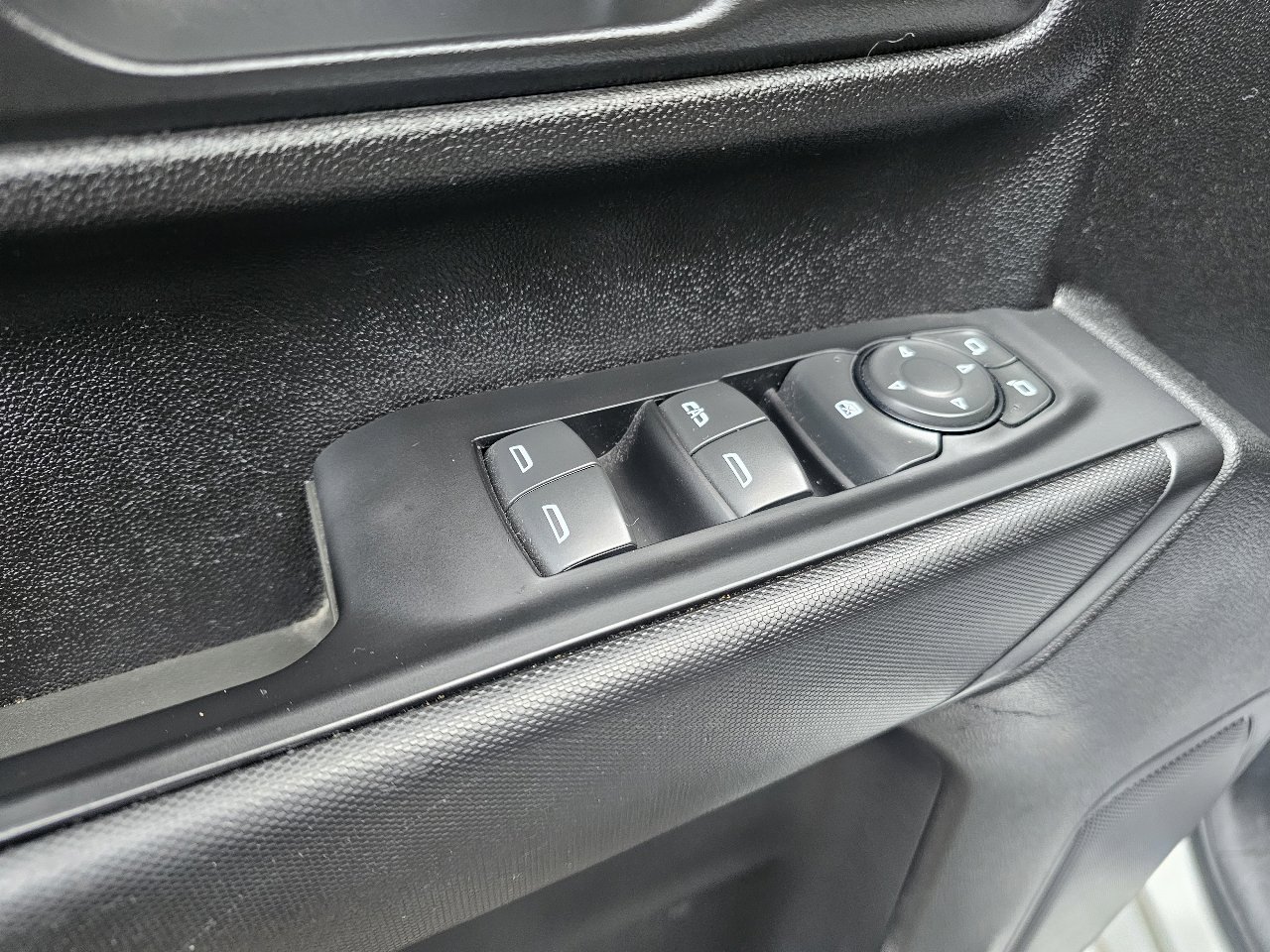 Used 2022 Chevrolet Silverado 2500 Custom w/ Gooseneck/5TH Wheel Package image 11