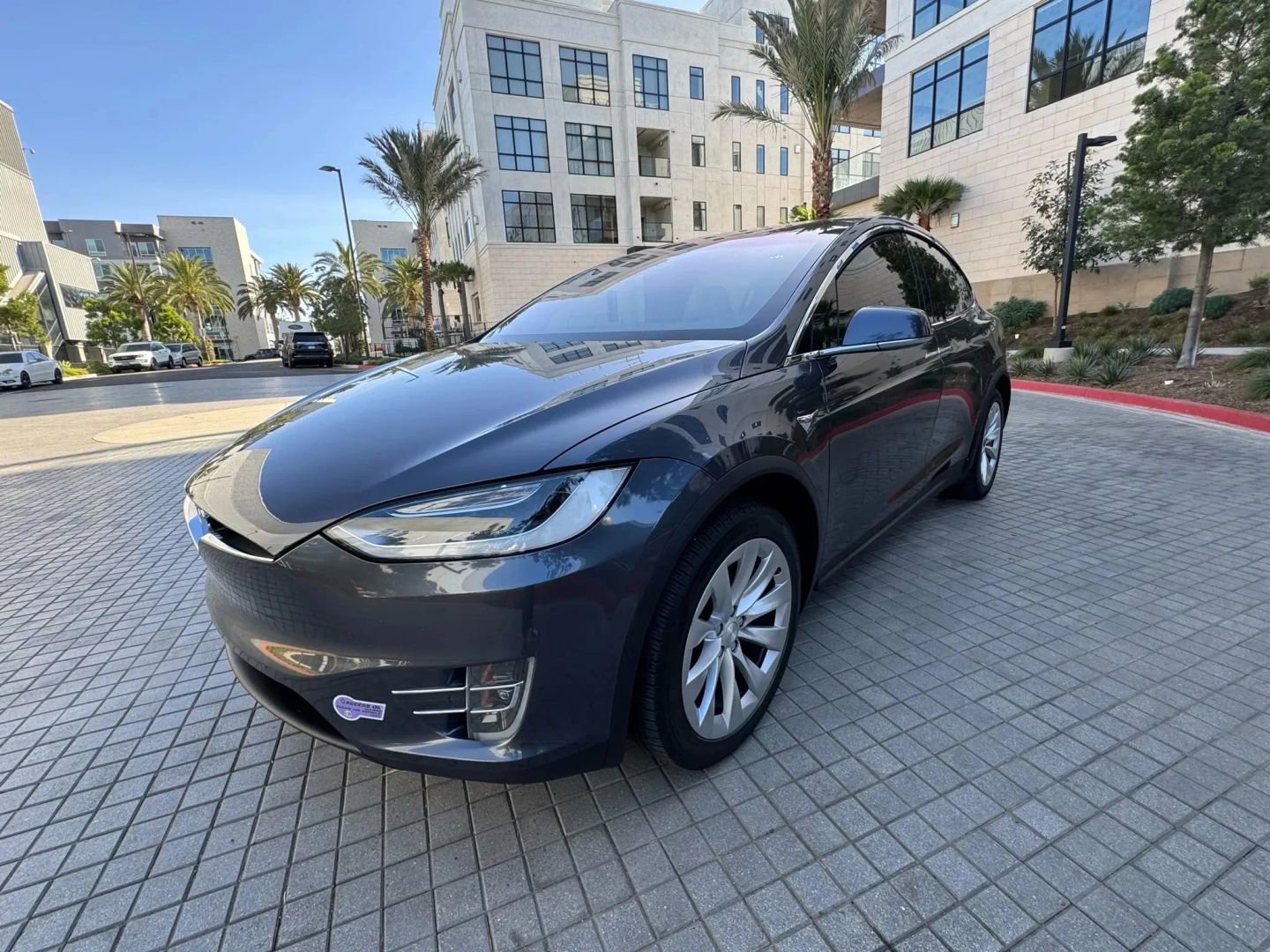 Used 2019 Tesla Model X 100D image 11